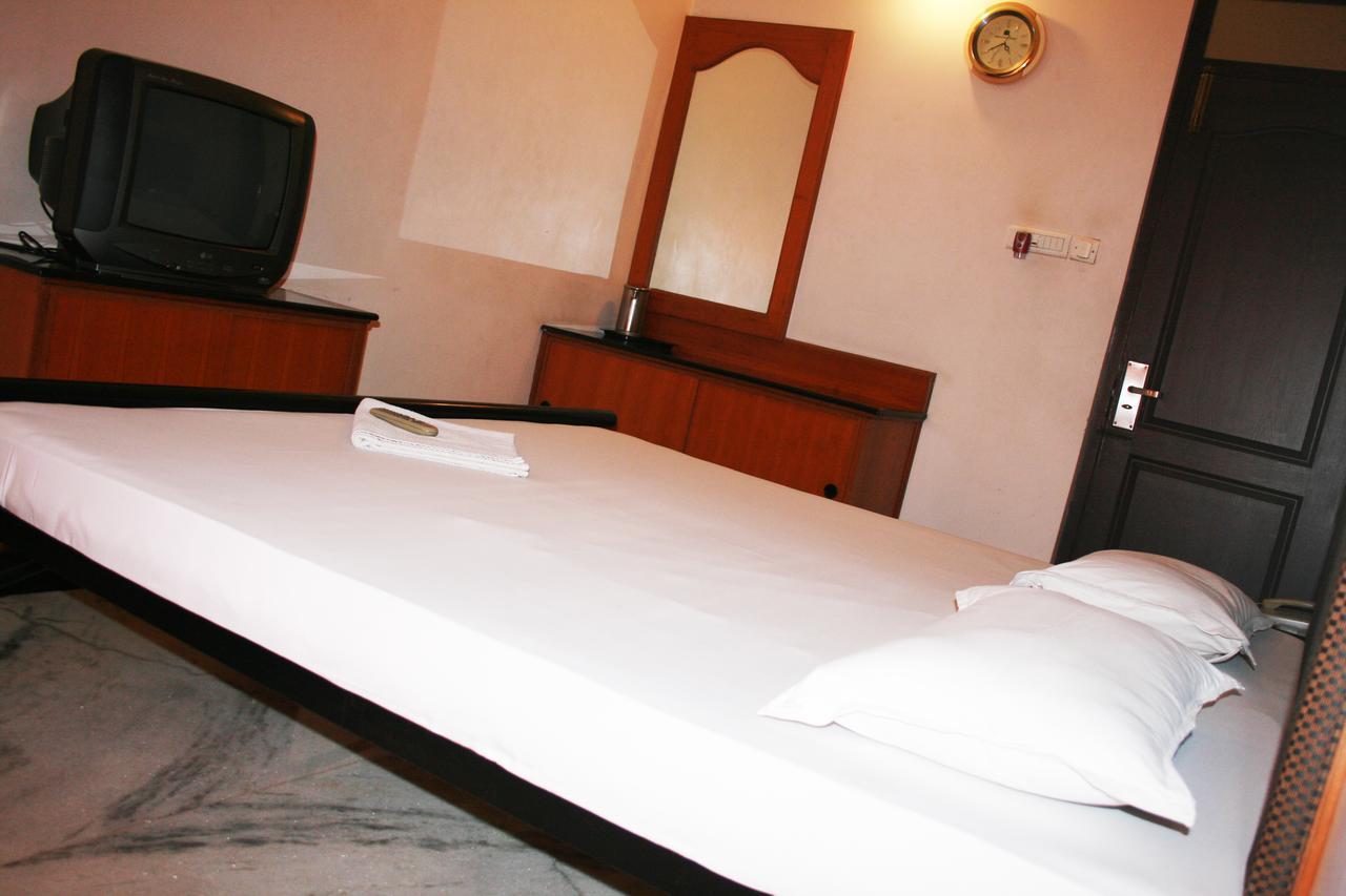 Hotel Grand Palace Coimbatore Ngoại thất bức ảnh